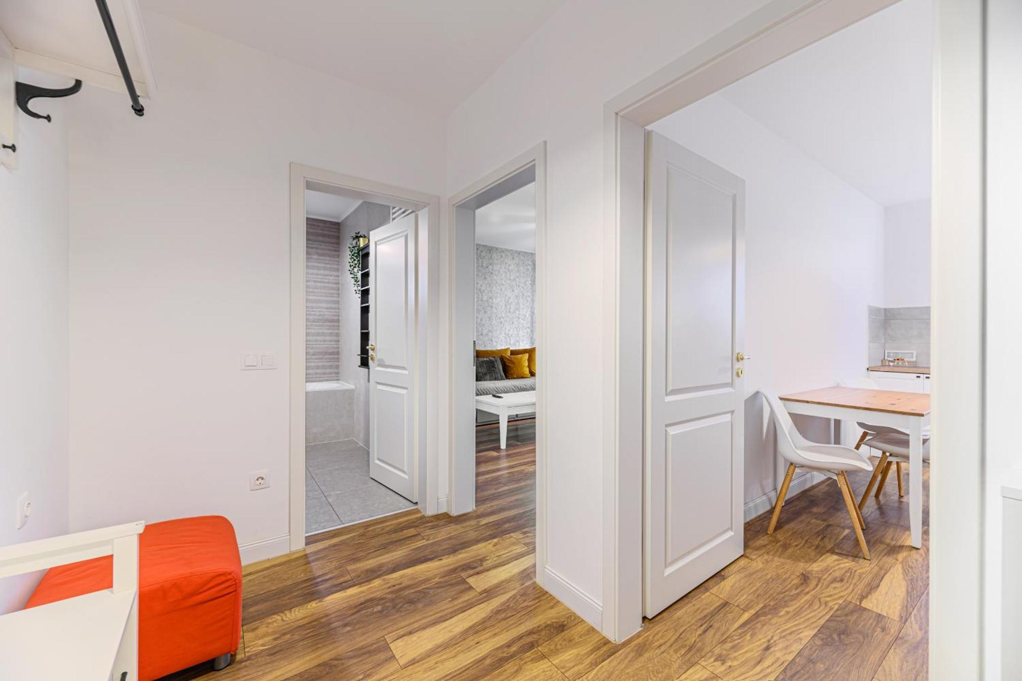 Koa - Sunlight Apartment Braşov Esterno foto